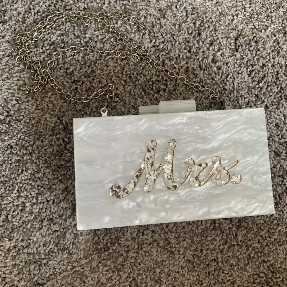 MRS. Purse